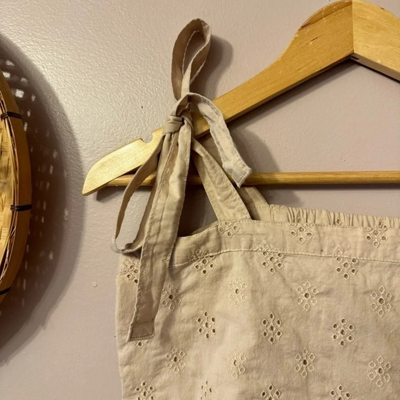 Aerie Tan Embroidered Eyelet Crop Top Tie Shoulder Size S - Picture 2 of 6